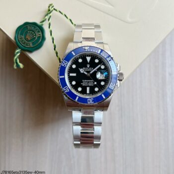 Super clone Rolex Submariner 41mm com bezel cerâmica azul e mostrador preto, fábrica J, sobre caixa branca com lacre Rolex Genève ao fundo